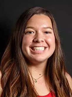 Becca Snyder headshot