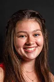 Elizabeth Norris headshot
