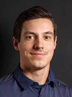 Timothy Schmidt headshot