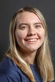 Chloe Taylor headshot