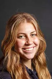 Caylin Knott headshot