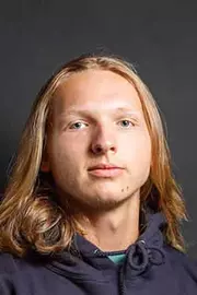 Gavin Sampson headshot