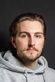 Luke Linker headshot