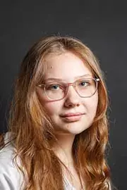 Elannah Schaff headshot