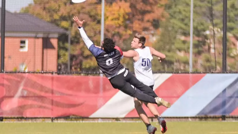 Flames ultimate sixth at UVA tournament, narrowly falls to alumni team over Homecoming Weekend