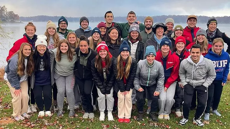 Rowers conclude fall semester with bronze medal in women’s Novice 8, silver in men’s single at Head of the South