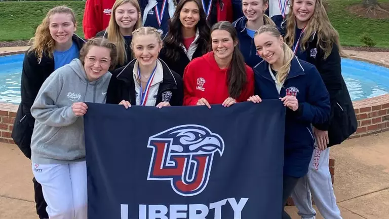 Figure skaters land in second place in Southeastern Section, qualify for USFS intercollegiate nationals in New York