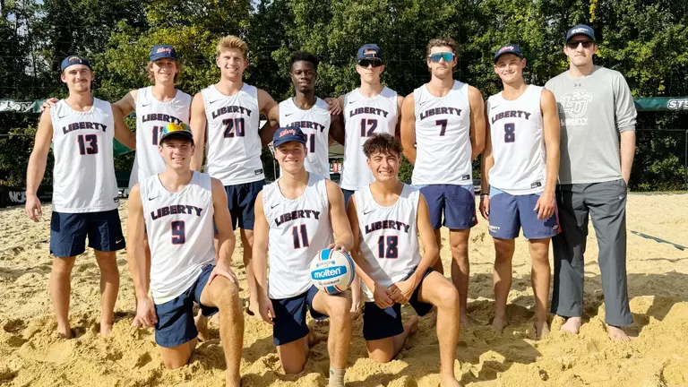 Men’s beach volleyball opens season with mixed results at NCAA DI Stevenson