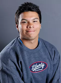 2025_Ski_Snow_Syrus_Castanaga