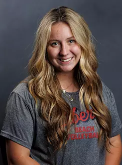 2025_WomensBeach_Gracie_Hall