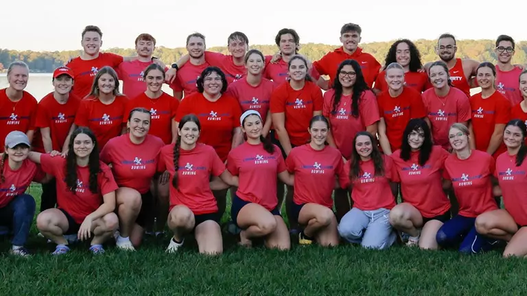 Rowers go against the flow at Richmond Chase