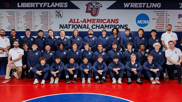 Men’s wrestlers open season at Messiah Invitational before traveling to Cougar Open in Danville this weekend