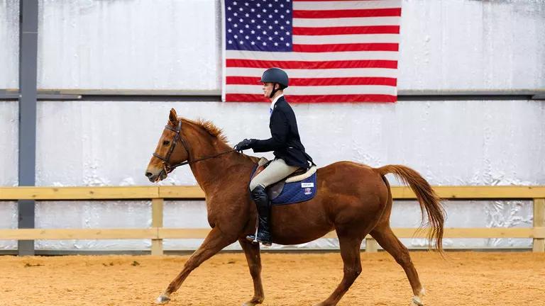 Hunt Seat riders overtaken by Sweet Briar in regular season finale, set to host Saturday’s Region 4 Championships