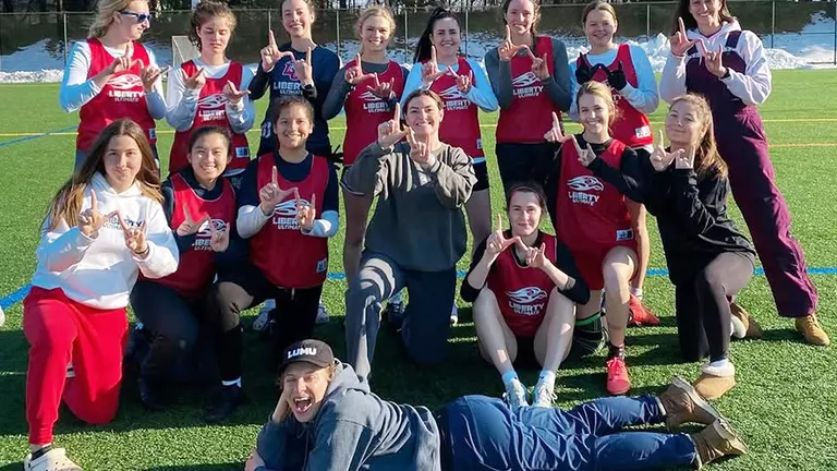 Women’s ultimate sweeps its round-robin pool in home half of Commonwealth Cup