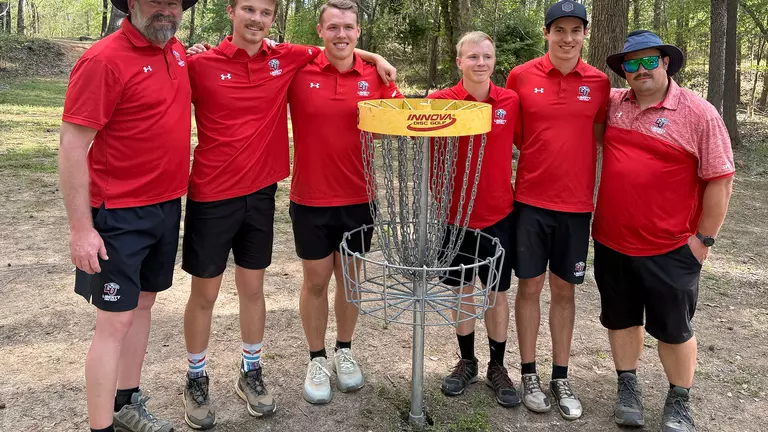 DI women repeat as champs, disc golf teams all finish in top 10 percent of respective fields at CDG Nationals