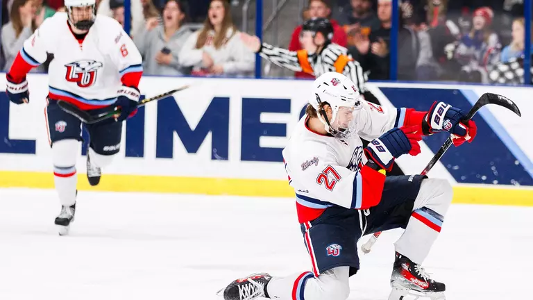 Kaebel follows father, uncles to sign with ECHL’s Tulsa Oilers