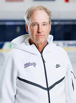 Dan Berthiaume from the Men’s D1 Hockey had his headshot taken in the Lahaye Ice Center on August 27, 2025. (Photo by Simon Barbre)