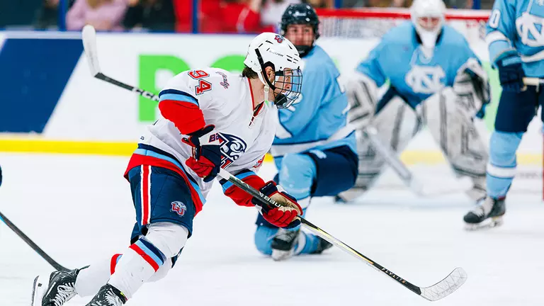 Flames stick it to Tar Heels in first ACHA DI clash, 6-1