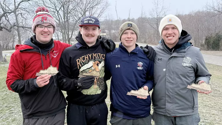 Disc golf teams sweep first-place finishes at Bluegrass Regional in Kentucky