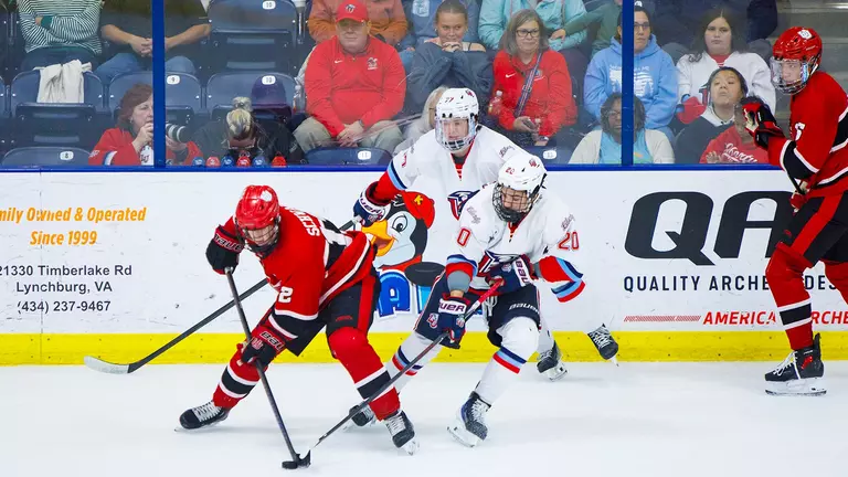 Flames oust Utes in ACHA DI National Championships opener near St. Louis