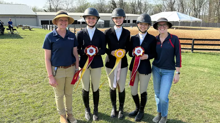 Lady Flames Hunt Seat riders third at Zone 4 Final, with three individual national qualifiers