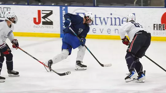 Men's hockey Select Camp fast break