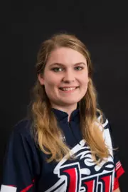 Madison Andres headshot