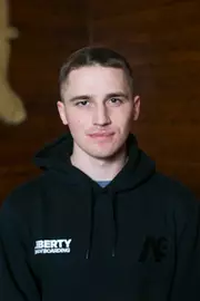 Owen Hewitt headshot