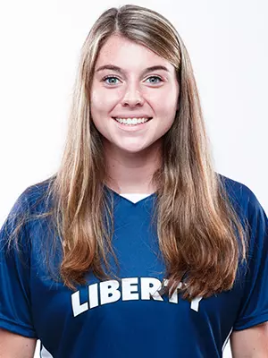 Chloe Marr headshot