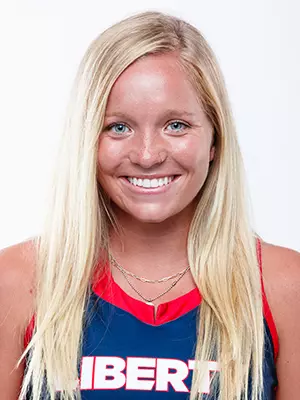 Maddie Hosler headshot