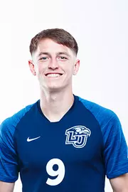 Noah Holmes headshot