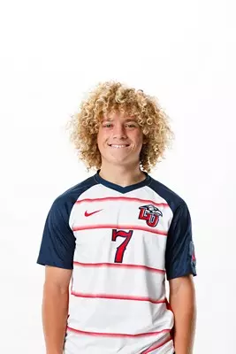 Gabe Findley headshot