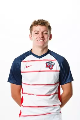 Zach Rivas headshot