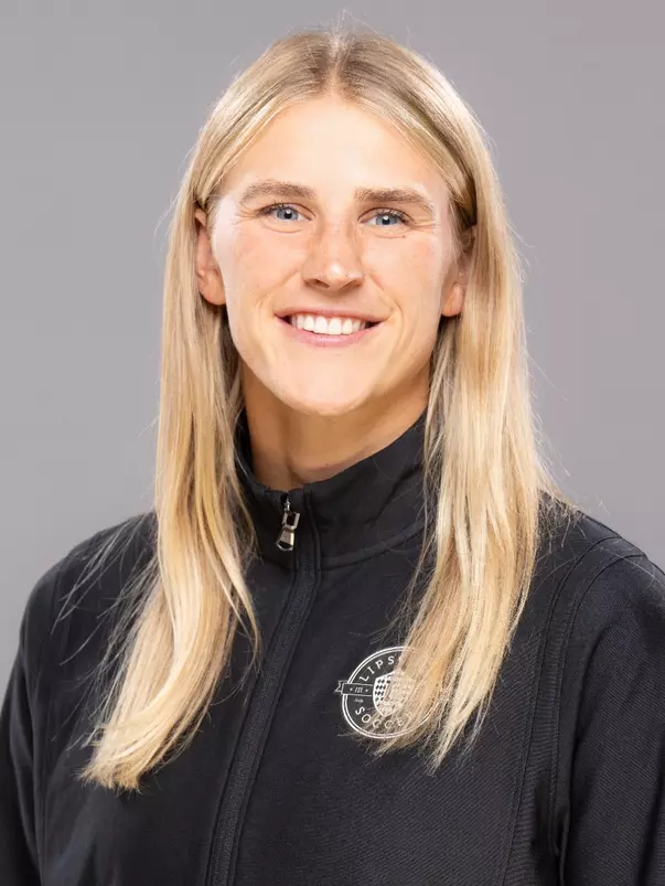 Coach Elisa Swanson