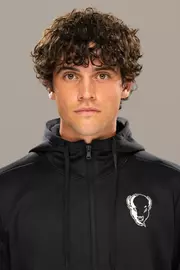 Bellas, Nico headshot