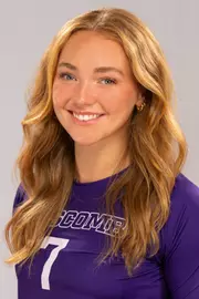 Anna Claire Brown headshot