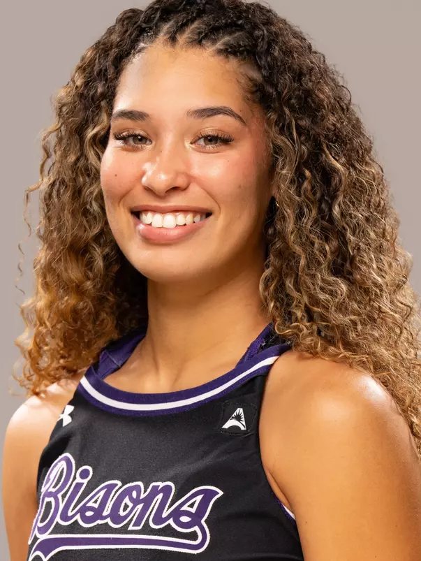 Taliah Lee headshot