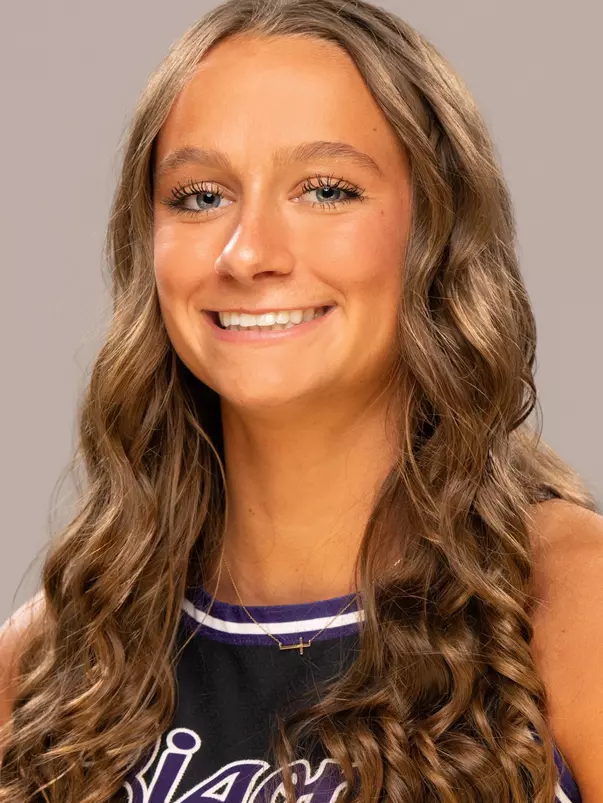 Olivia Vinson headshot