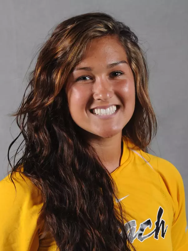 2010 Haylee Eguchi Headshot