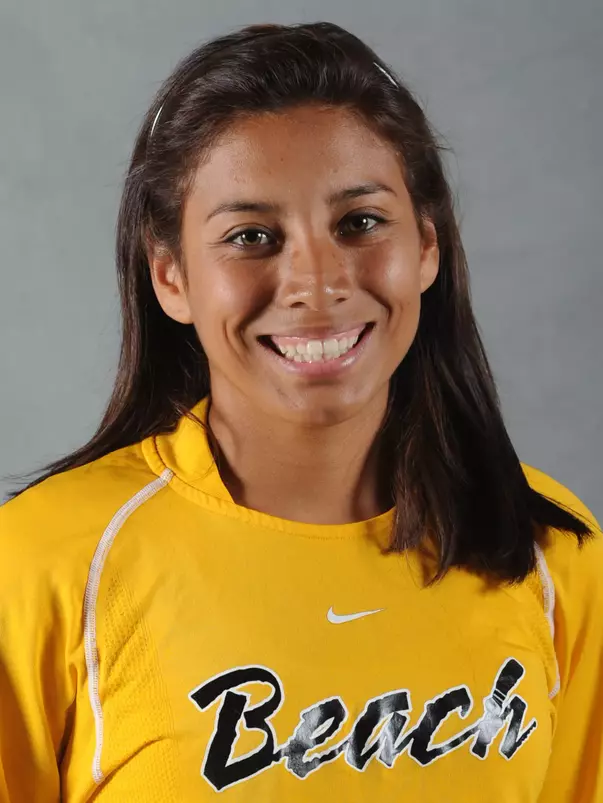 2010 Janet Mendez Headshot