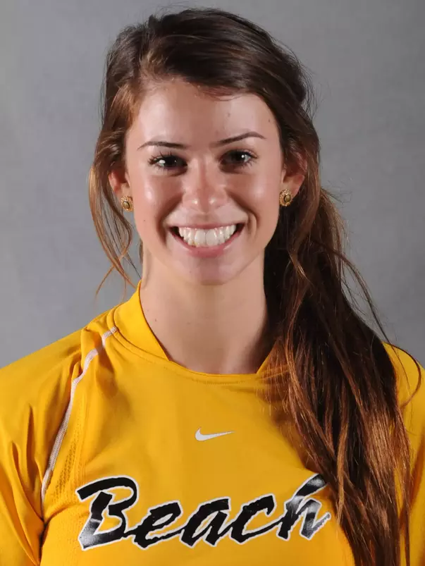 2010 Jenny Soza Headshot