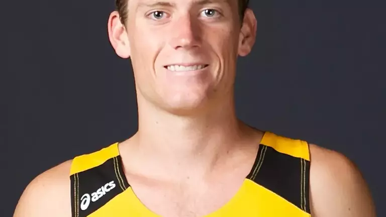 Long Beach State Competes at UW Open