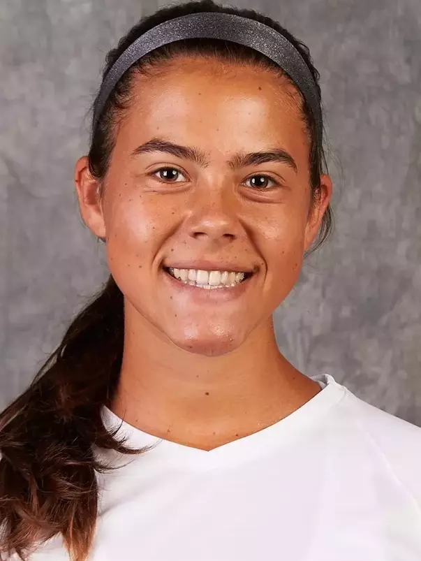 2019 Alexis Komisza Headshot