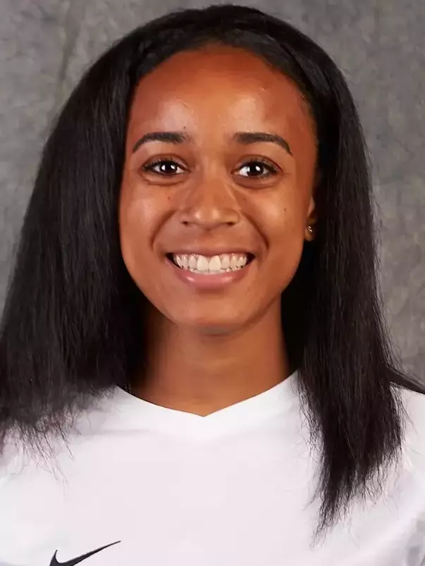 2019 Kayla Cannon Headshot