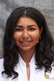 Maria Davis Headshot