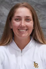 Holland Shourds Headshot