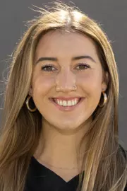 Kylie Cox Headshot