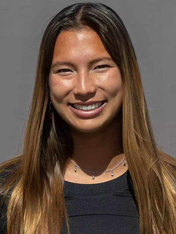 Christine Deroos Headshot