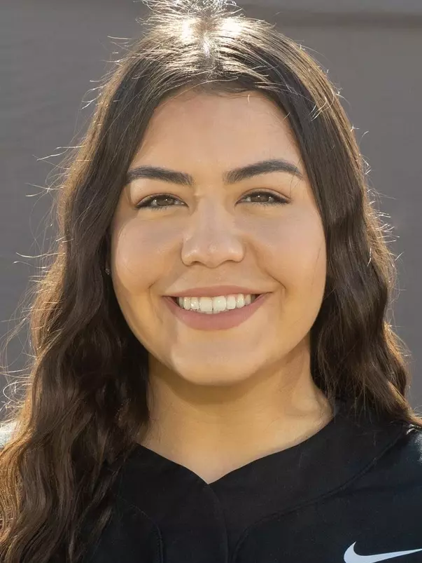 Shelby Frutoz Headshot