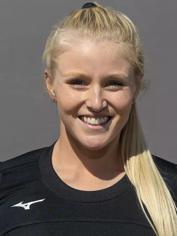 Emily Mattoon Headshot